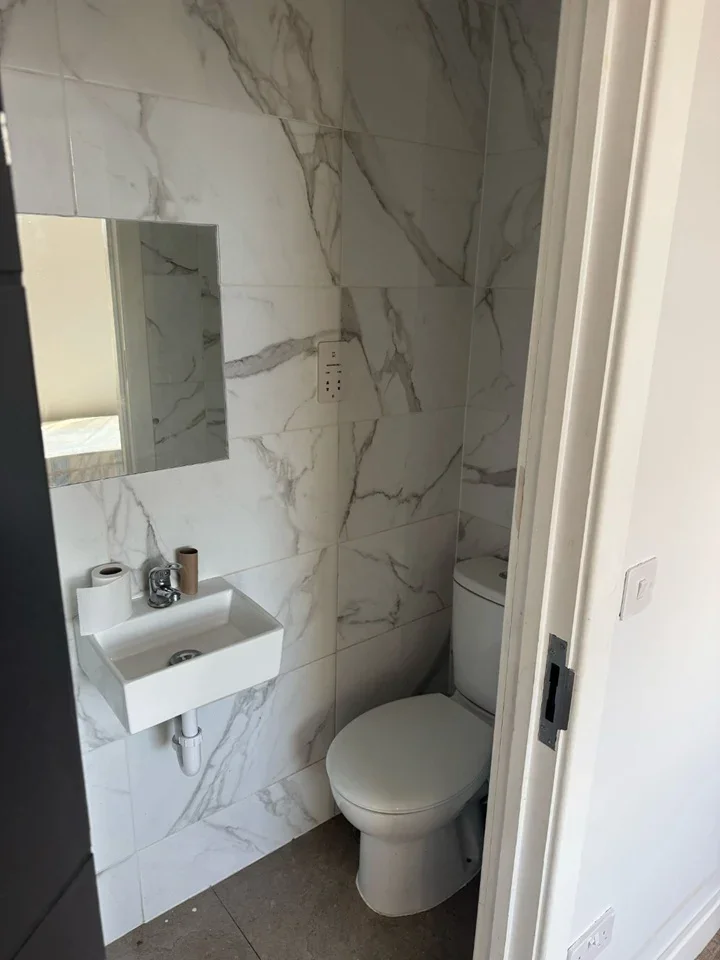 Flat Tachbrook Road in Greater London