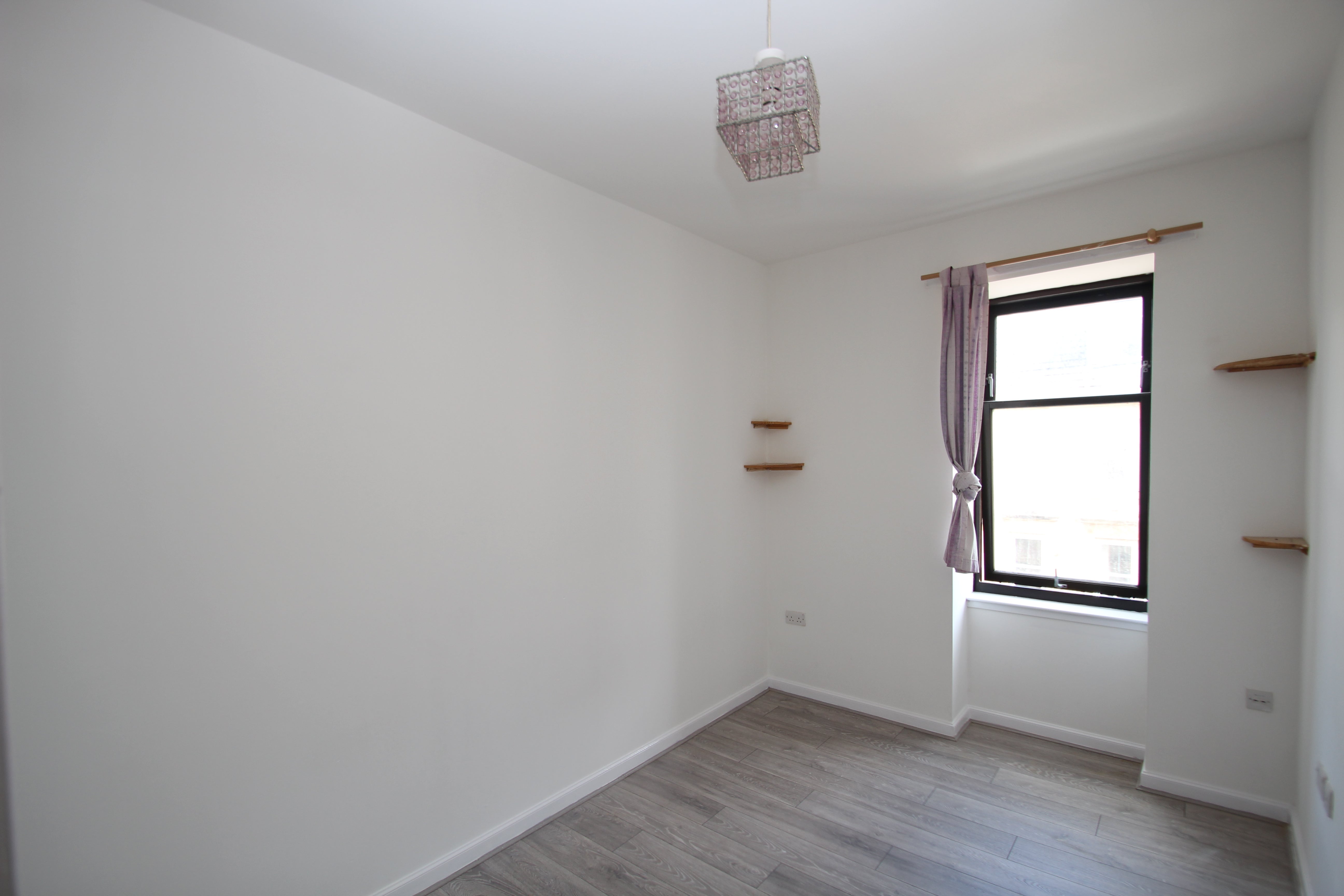 Flat Argyle Street in Paisley