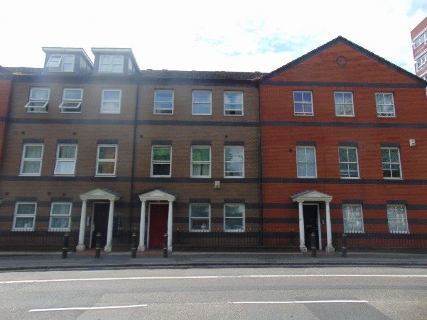 Flat North Front in Southampton