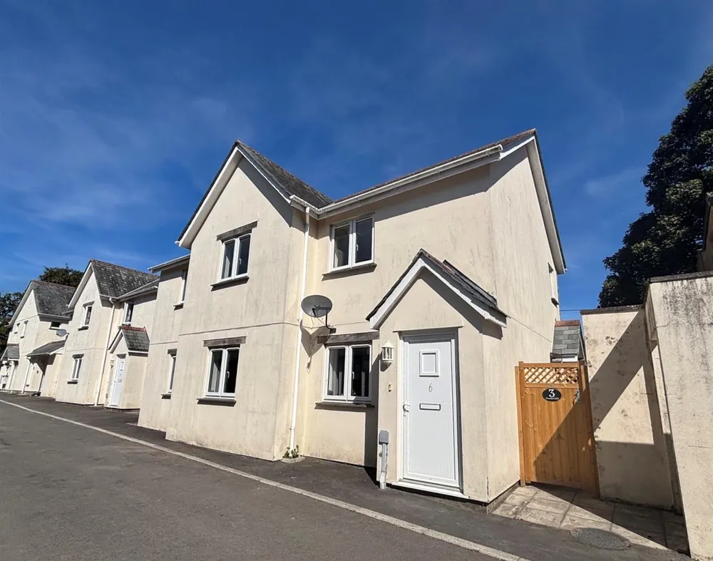Flat Priory Lane in Launceston