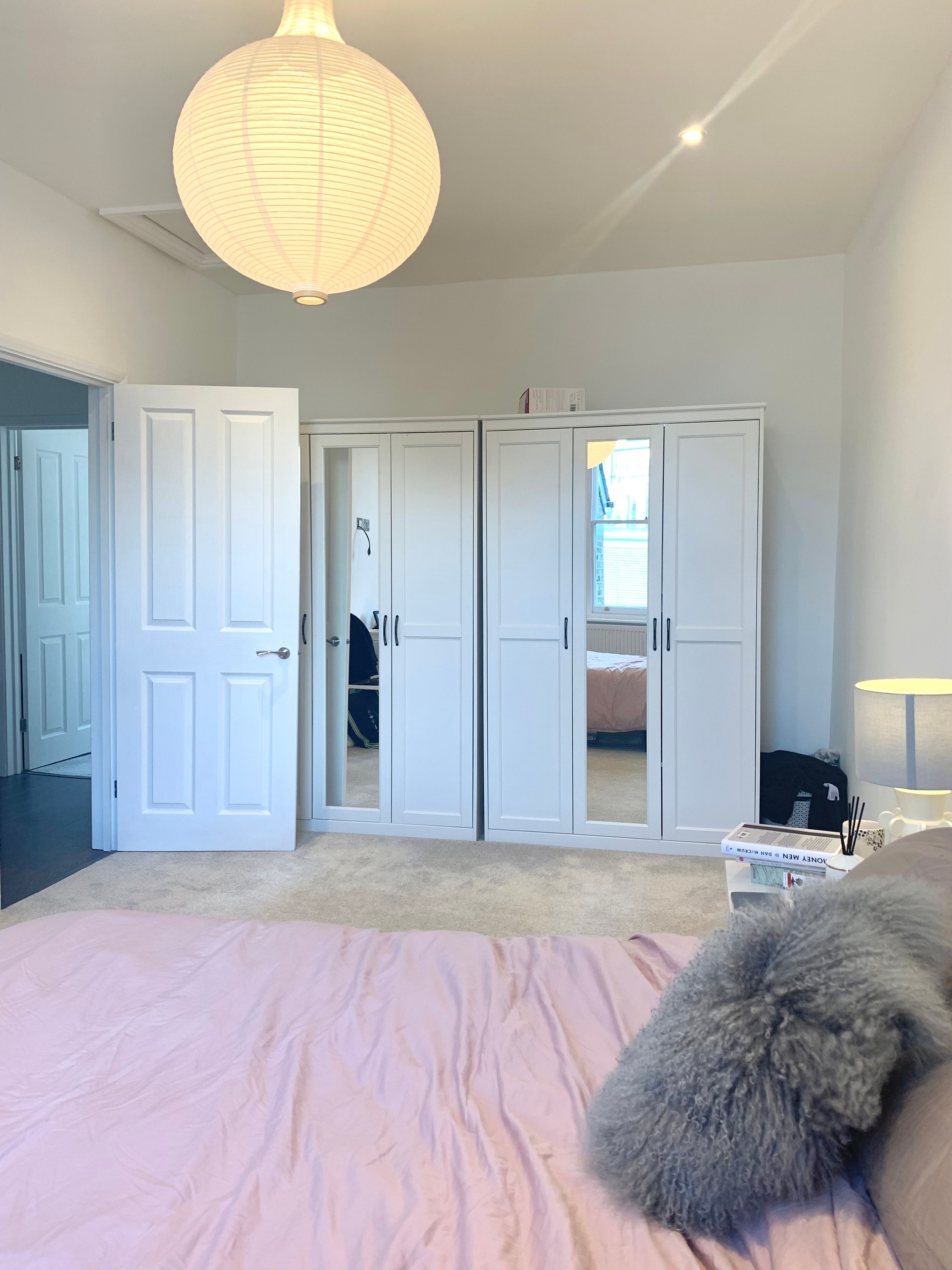 Flat Ongar Road in Greater London