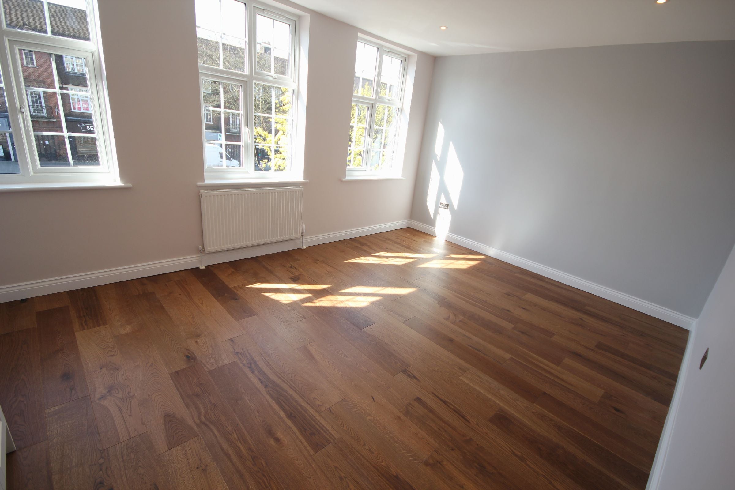 Flat Falloden Way in Greater London