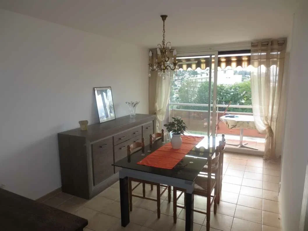 Room Rue de Villars in Saint-Priest-en-Jarez