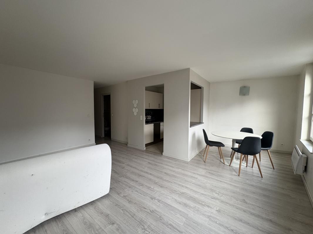 Flat Rue Charles Maurin in Le Puy-en-Velay