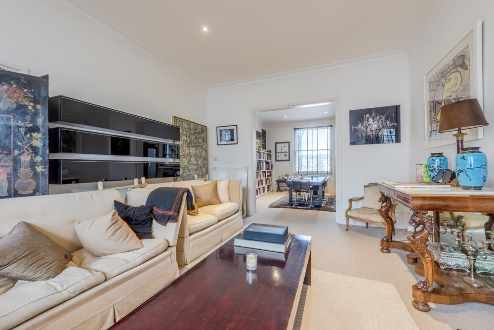Flat North Audley Street in City of Westminster