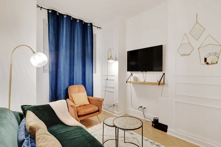 Flat Avenue Carnot in Paris
