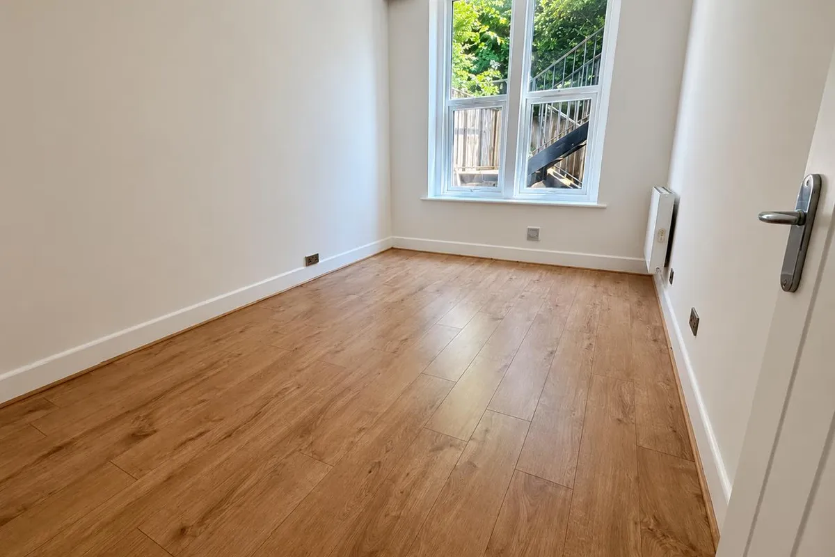 Flat Durley Gardens in Bournemouth