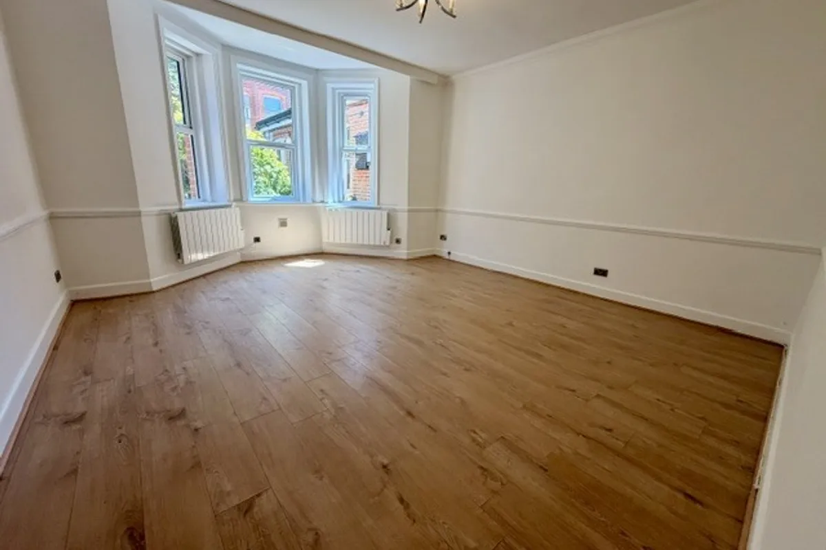 Flat Durley Gardens in Bournemouth