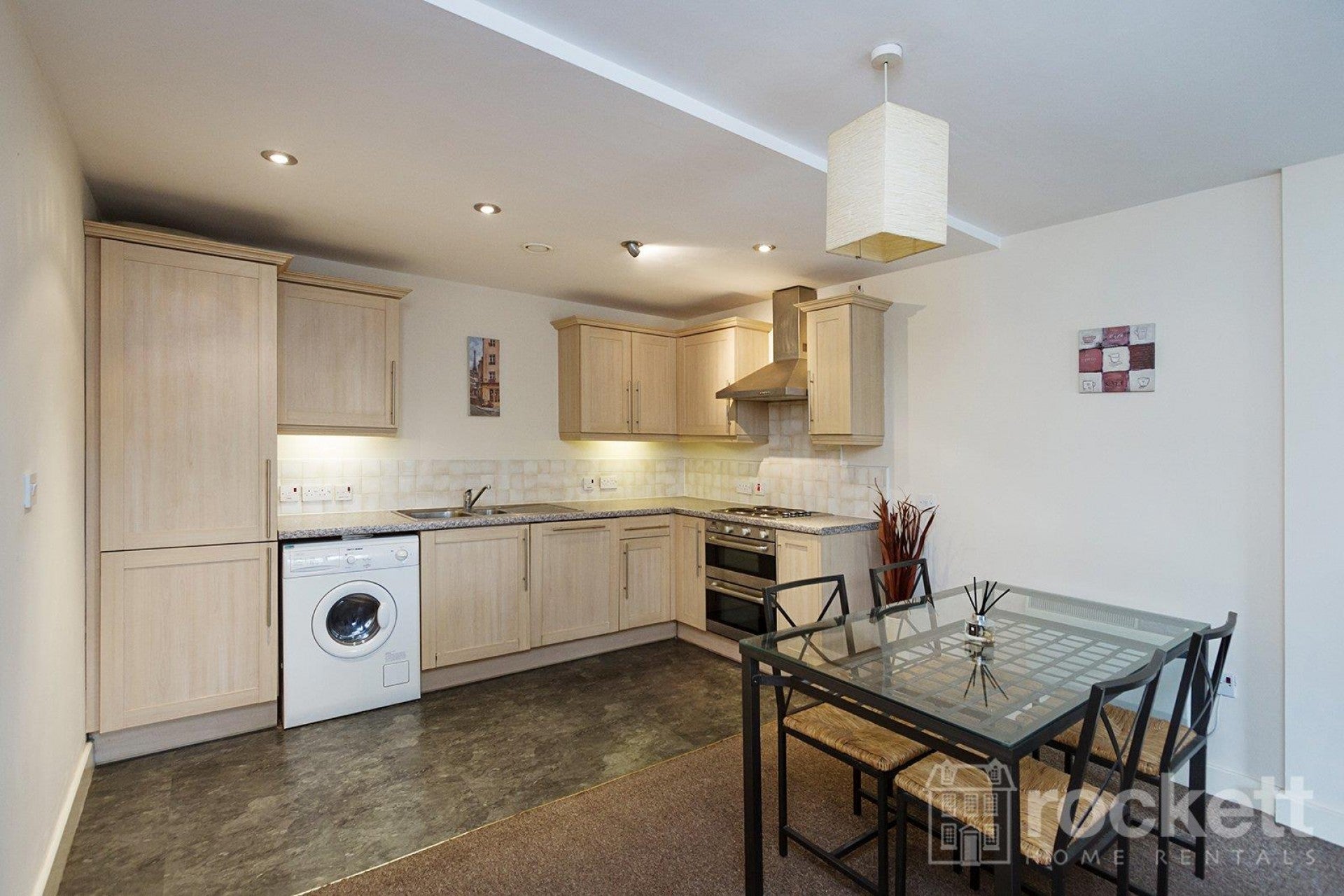Flat London Road in Newcastle-under-Lyme