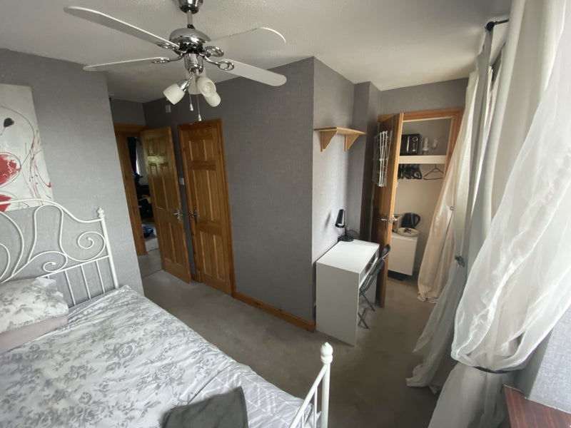 Flat Whyston Court in Ashfield