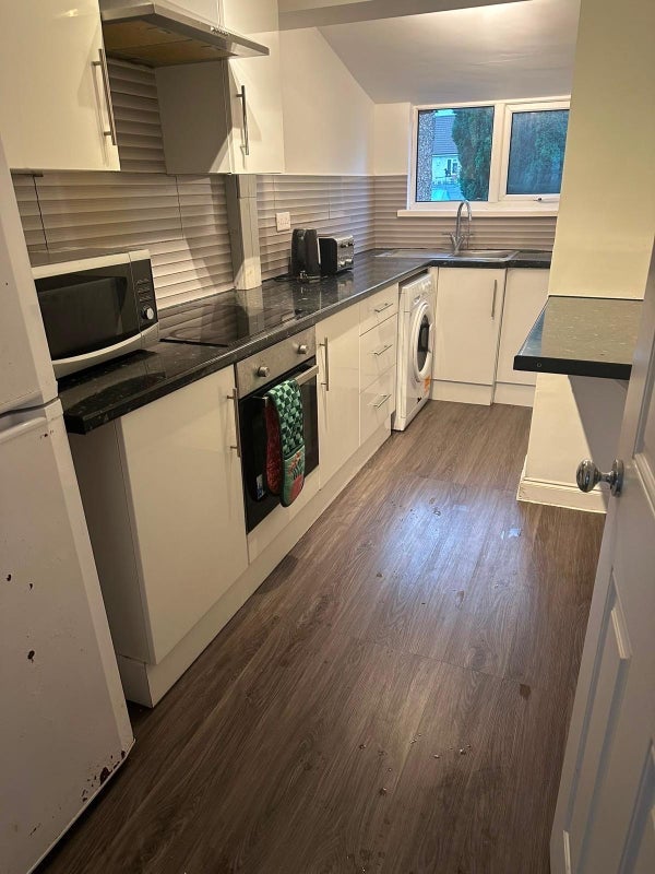 Room Filton Avenue in Bristol