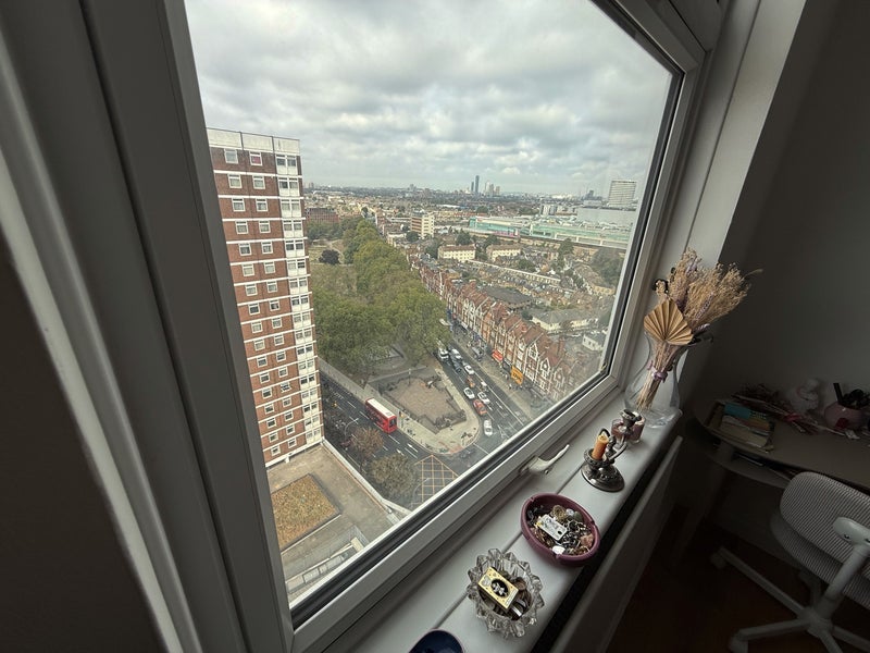 Room Shepherds Bush Green in Greater London