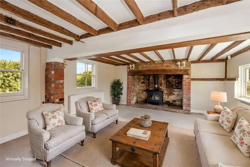 House Heathfield Way in Northampton