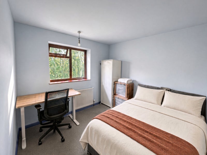 Room Watson Street in Greater London