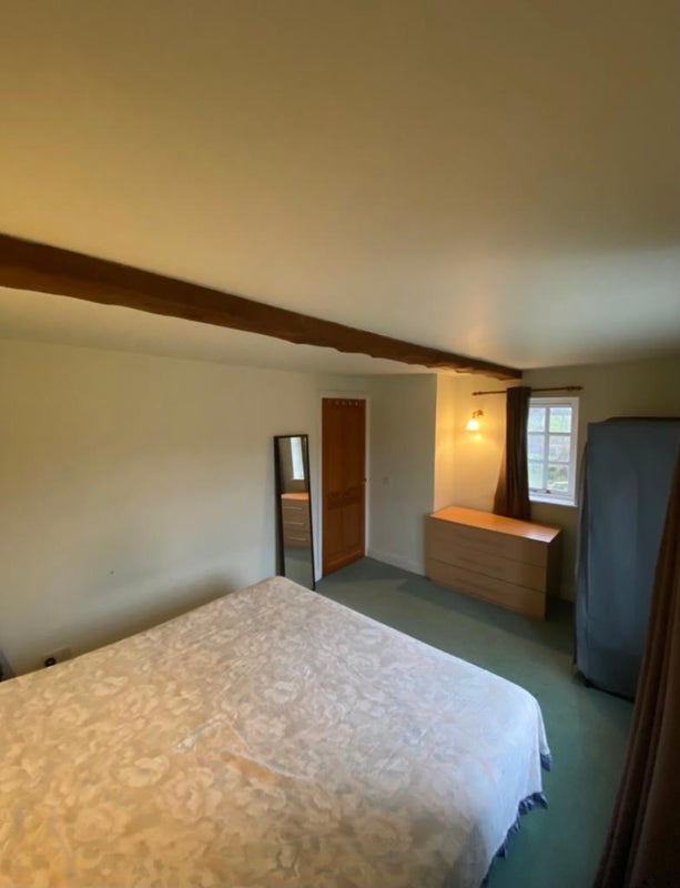 Room Parley Lane in Hurn