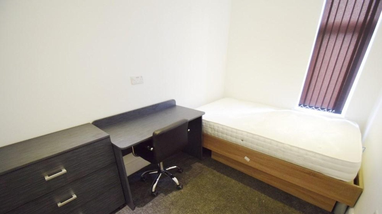 Flat Leek Road in Stoke-on-Trent