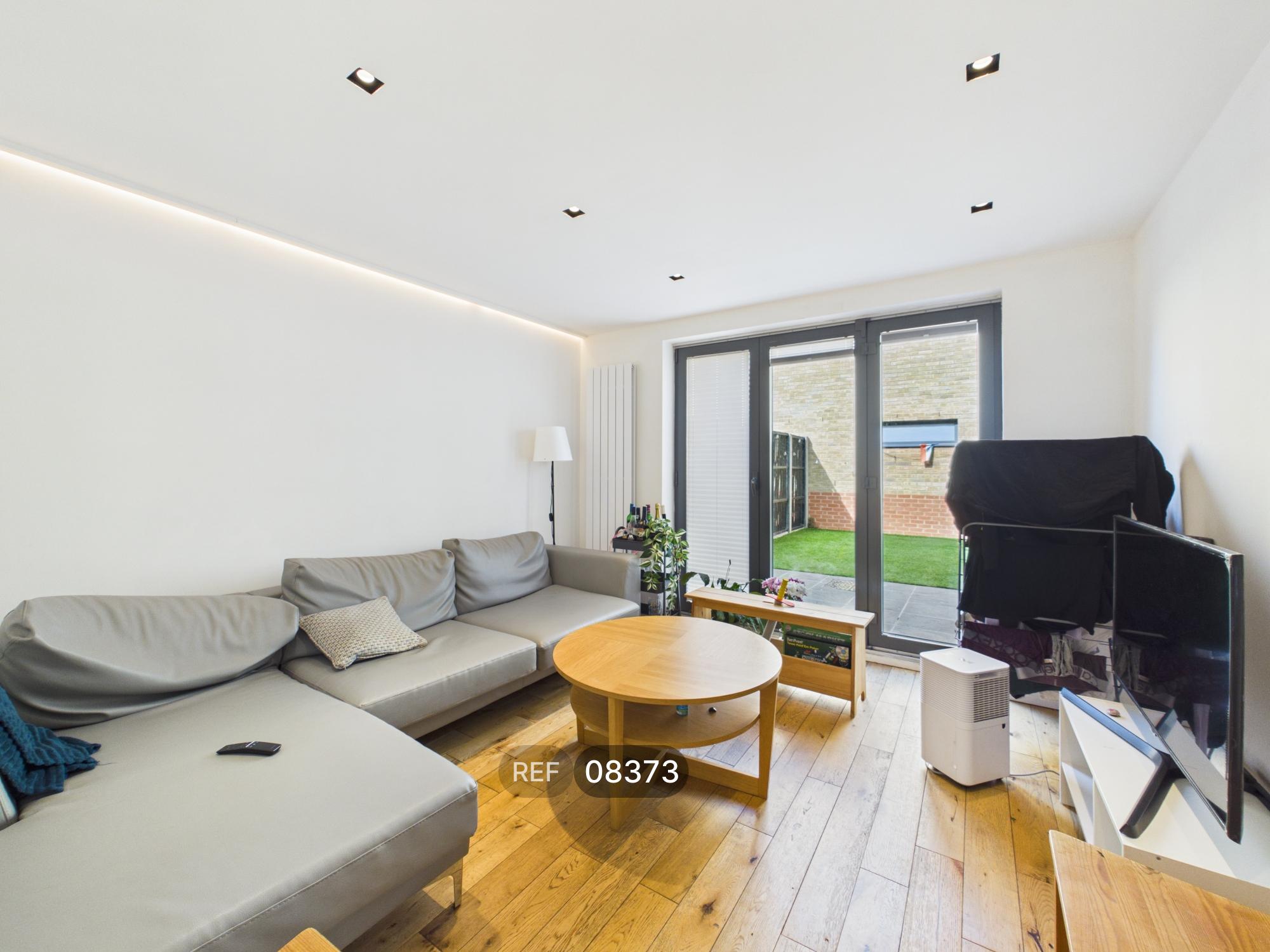 House Penrose Street in Greater London