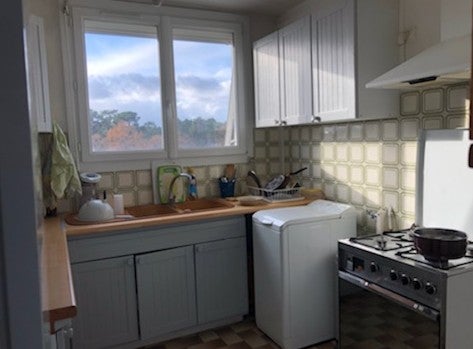 Room Rue des Treilles in Libourne