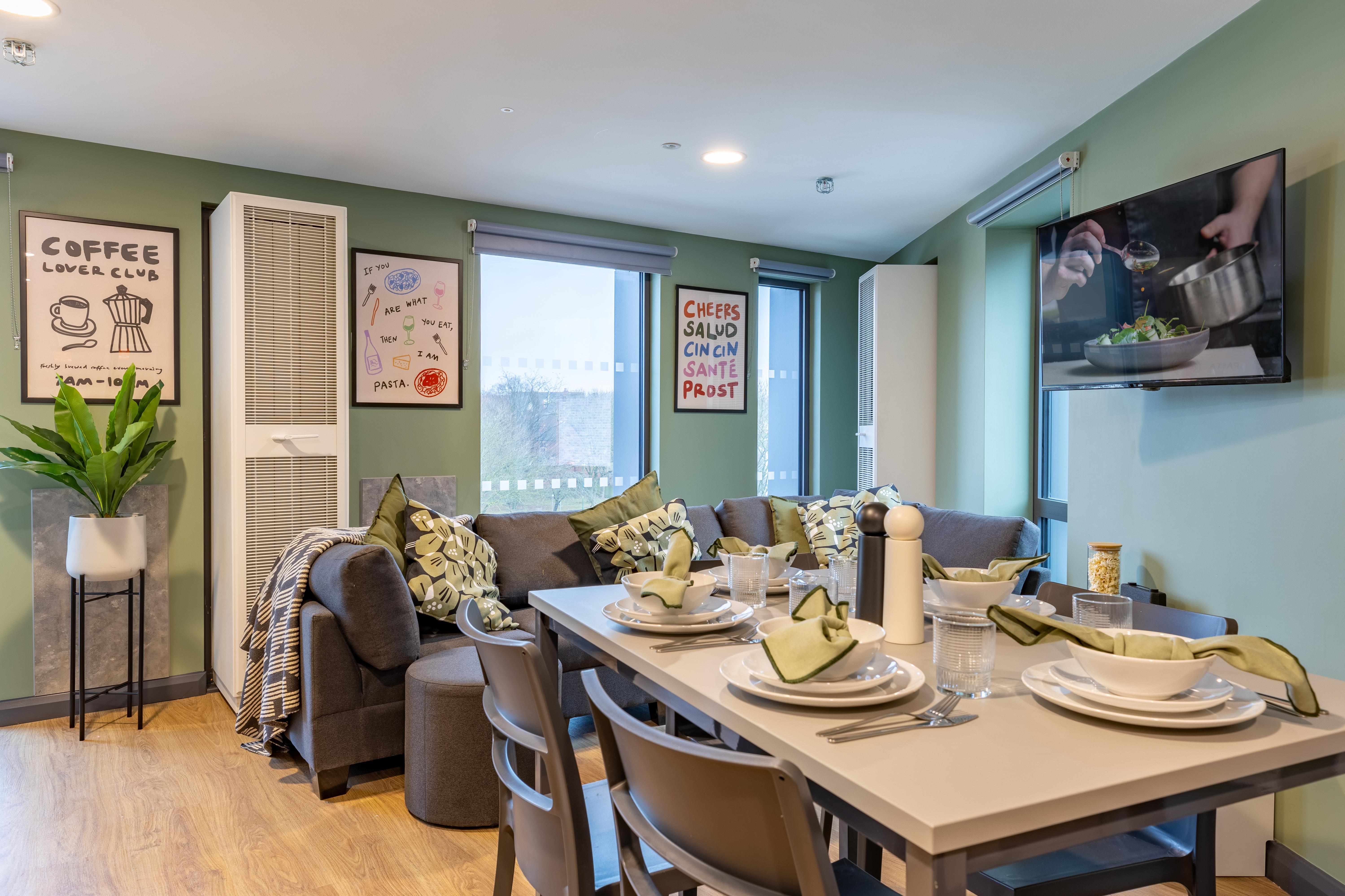 Room Weekday Cross in Nottingham
