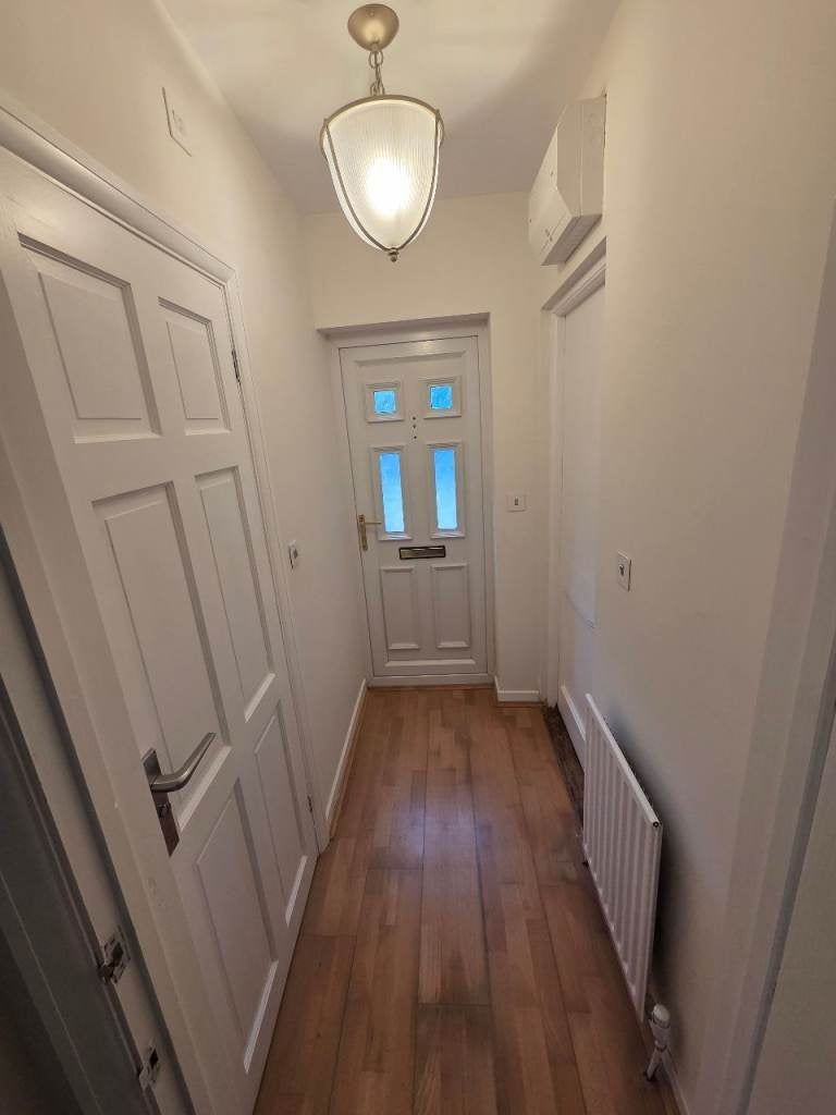 Flat Tockley Road in Burnham