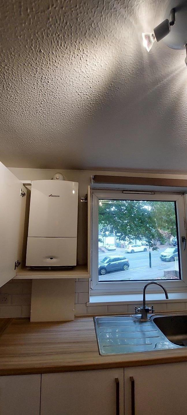 Flat Ormanton Road in Greater London