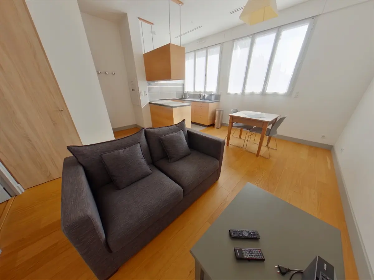 Flat Rue Claude Thion in Tours