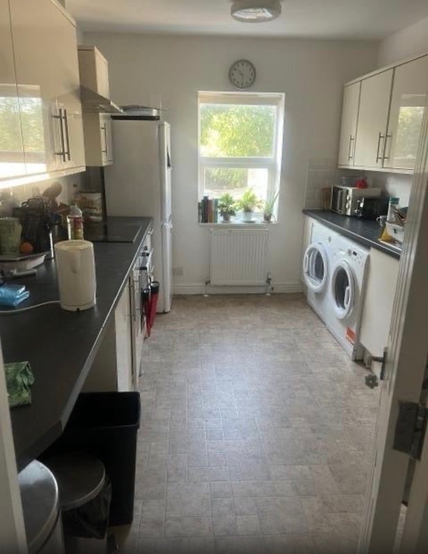Room The Broadway in Greater London