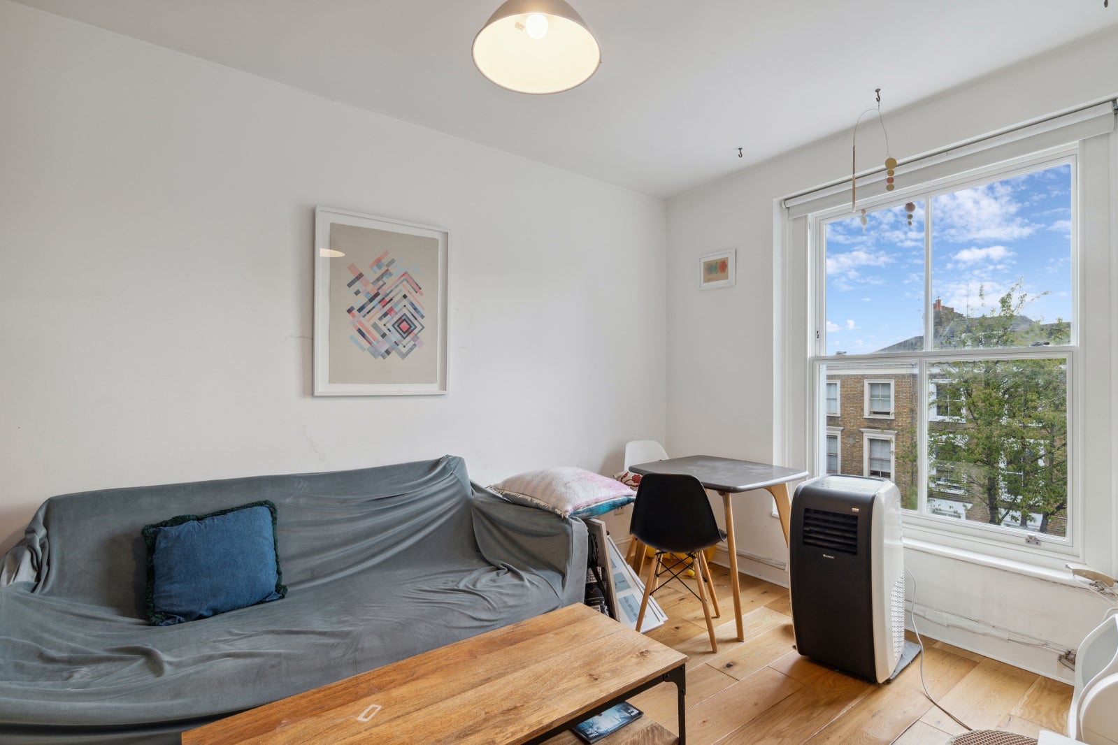 Flat Mildmay Park in Greater London