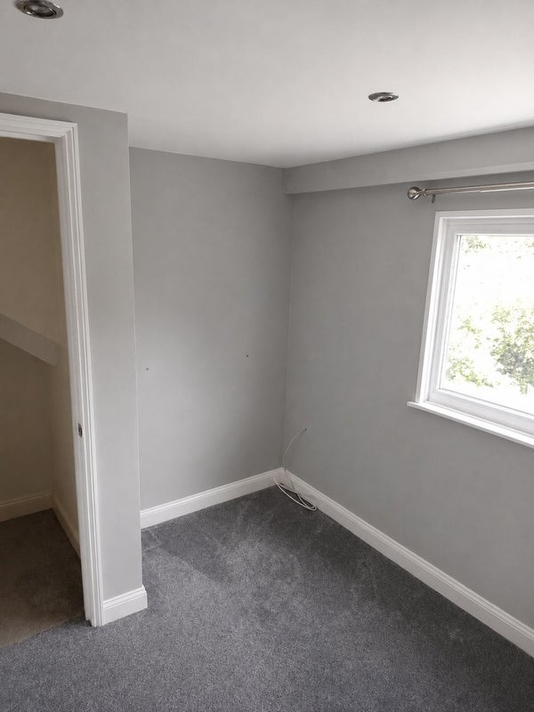 Room Belben Road in Poole