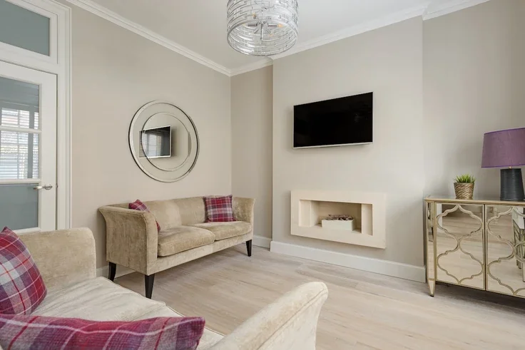 Flat Princes Street in City of Edinburgh