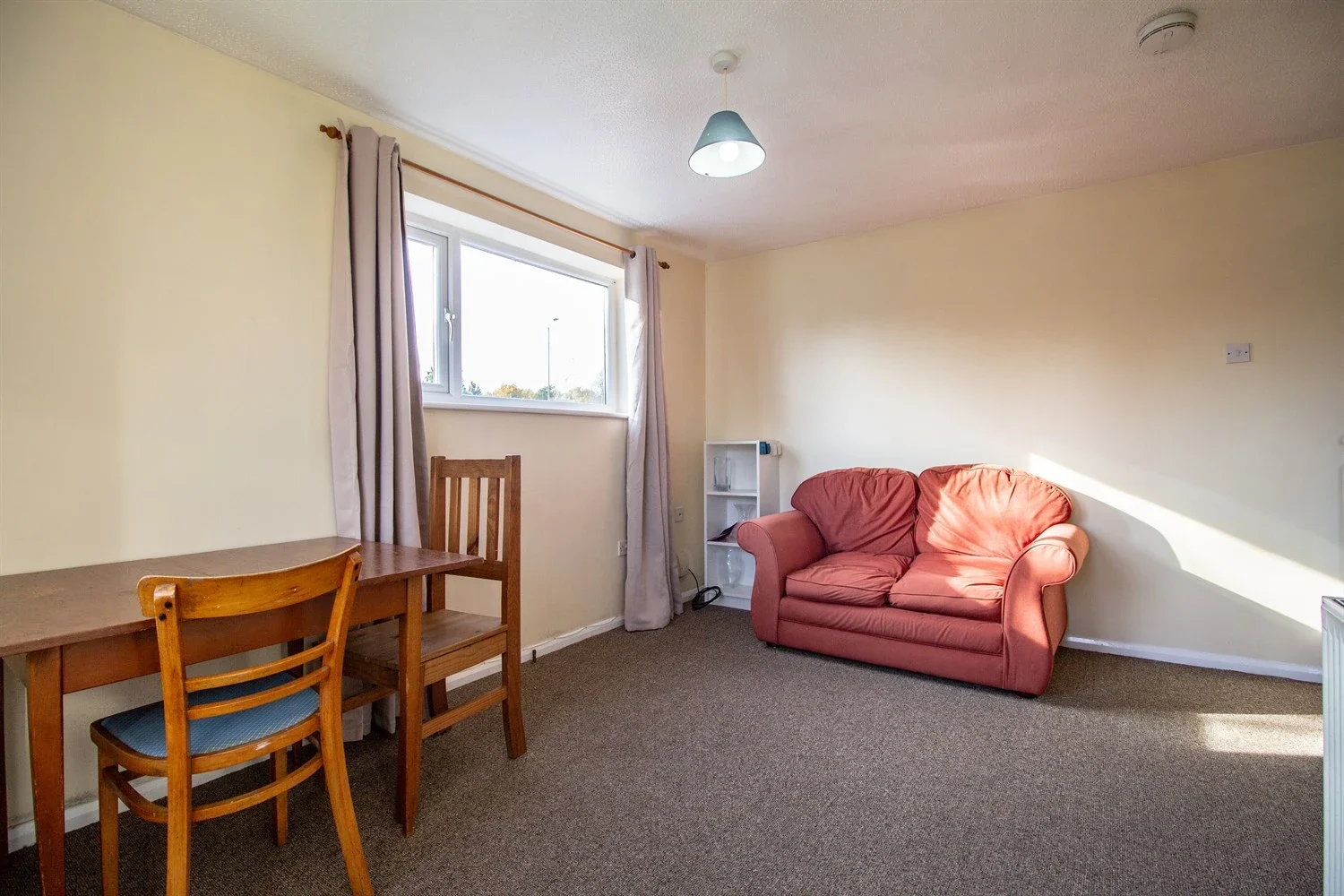 House Knipton Drive in Charnwood