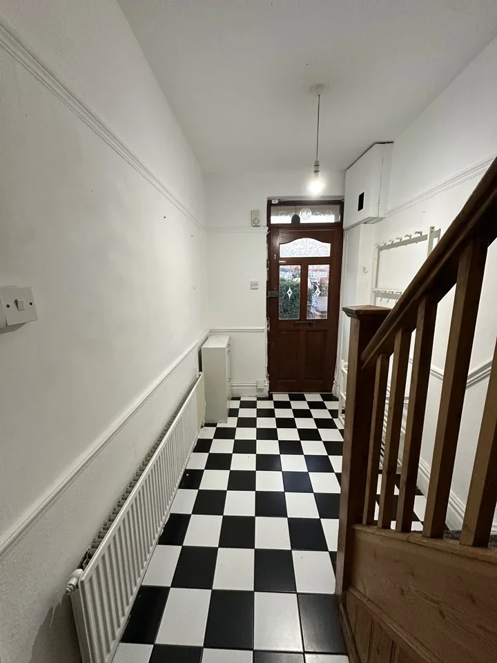 House Coniston Avenue in Greater London