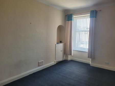 Flat Grangemouth Road in Falkirk