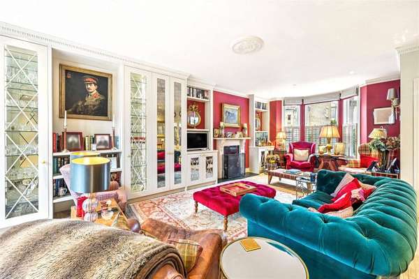 House Elysium Place in Greater London