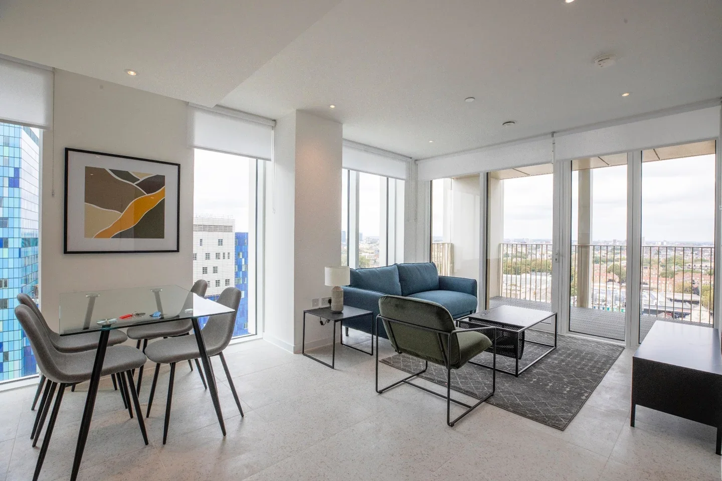 Flat Cendal Crescent in Greater London