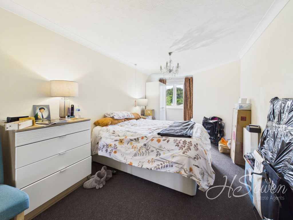 Flat Chilcote Close in Torquay