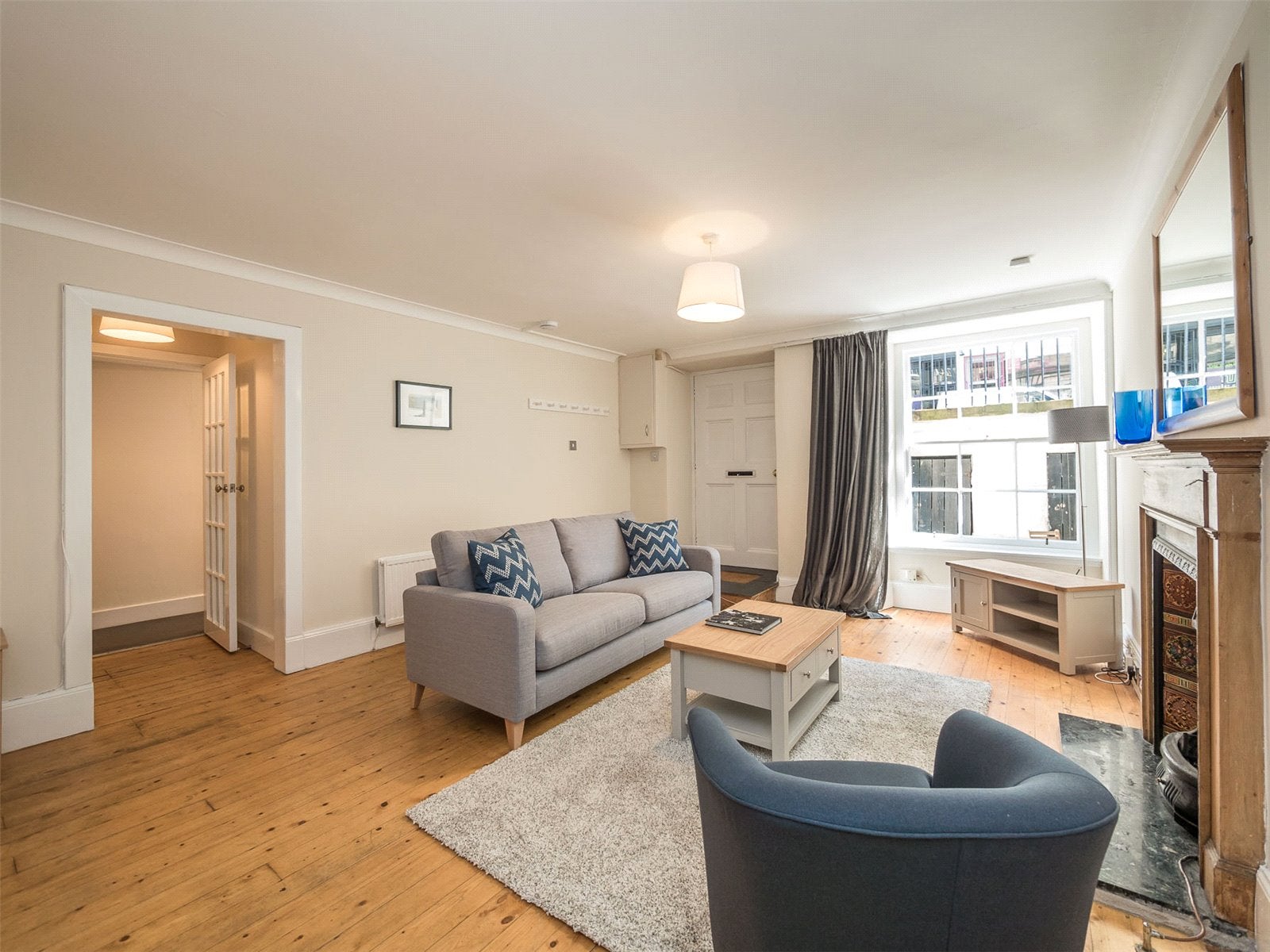 Flat Henderson Row in City of Edinburgh