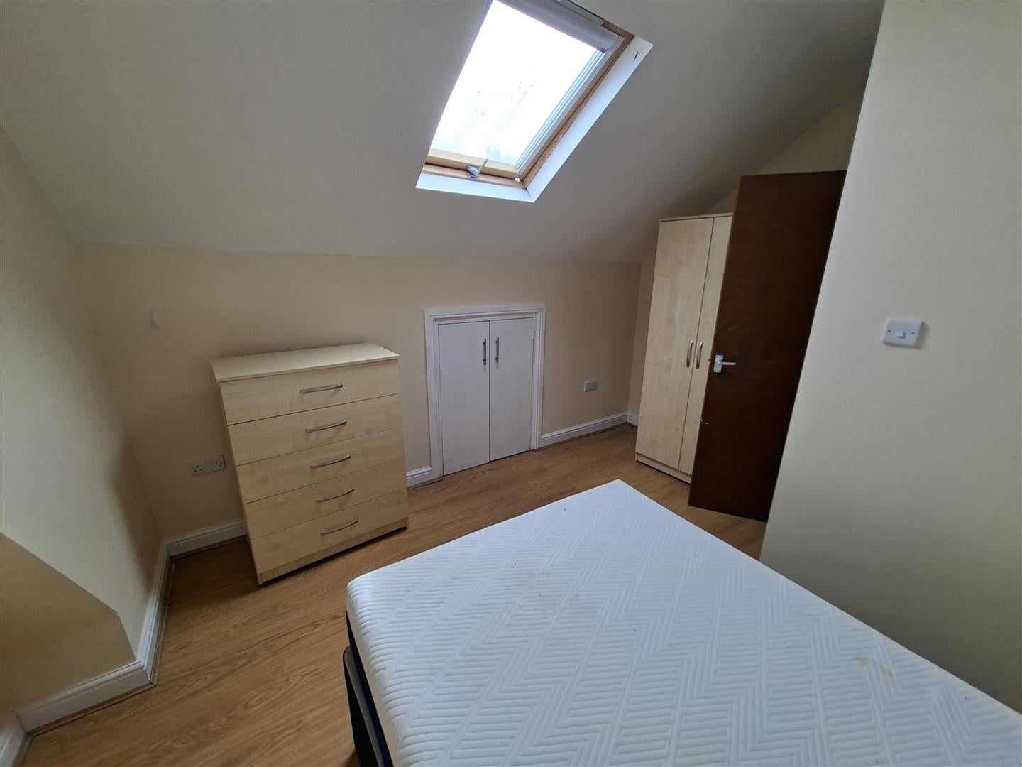 Flat Plasnewydd Square in Cardiff