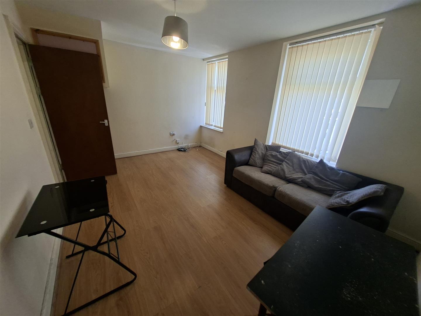 Flat Plasnewydd Square in Cardiff
