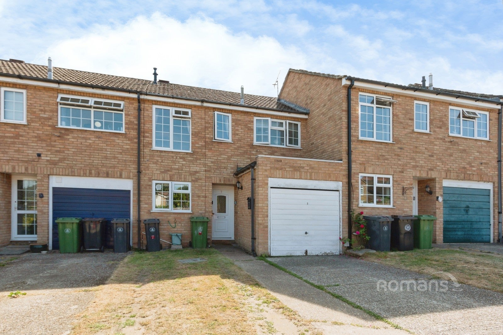 House Stamford Avenue in Camberley