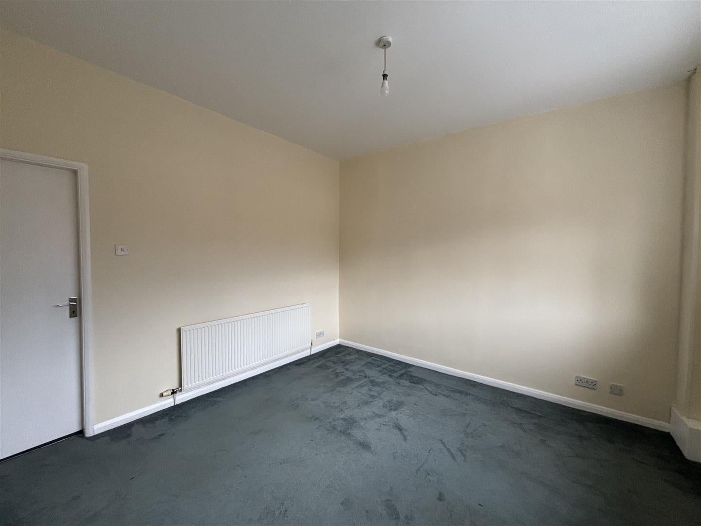 Flat Wrexham Street in Mold