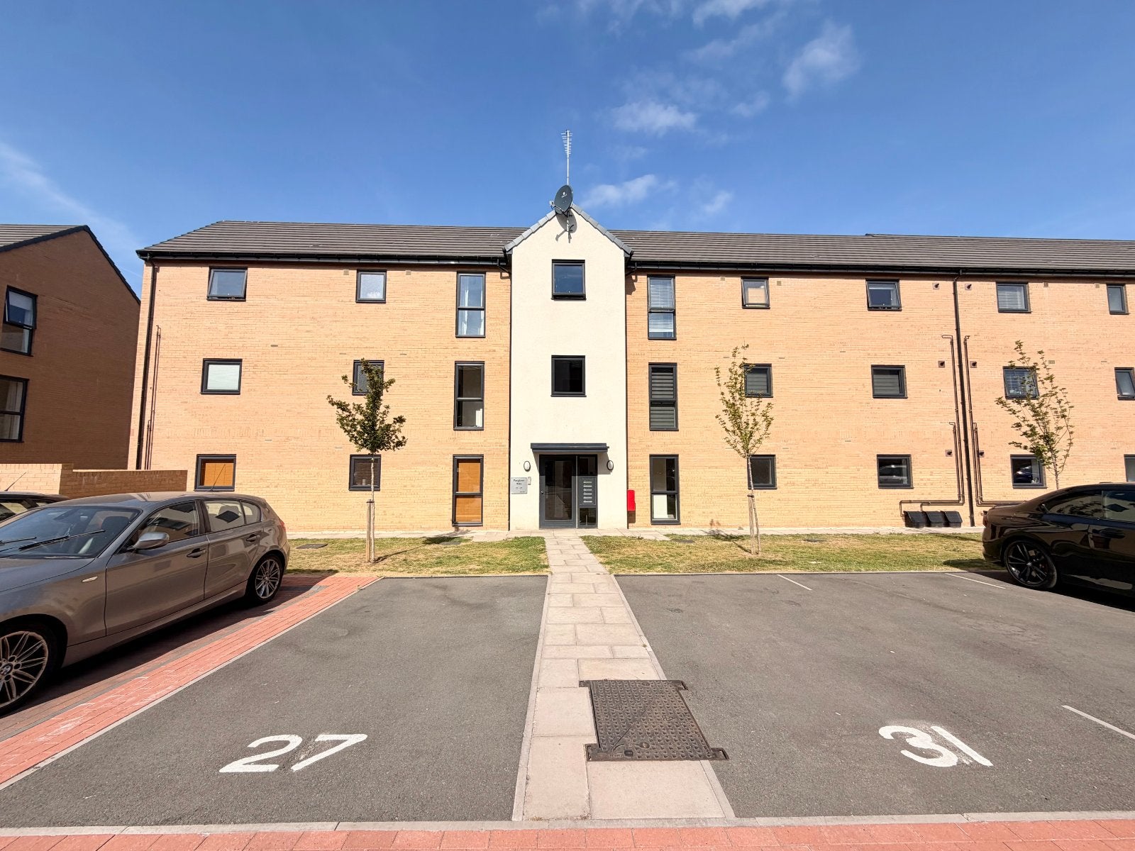 House Woodfield Way in Doncaster