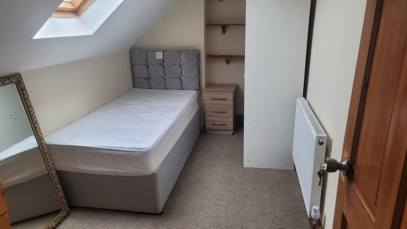 Room Lansdowne Road in Birmingham