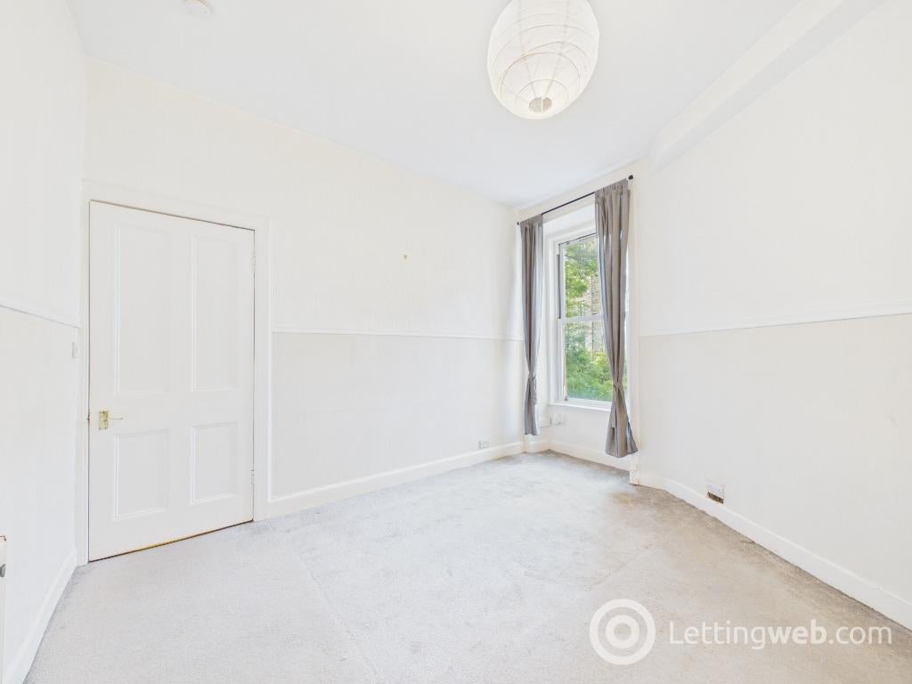 Flat Caledonian Road in City of Edinburgh