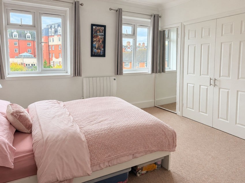 Flat Bolebrooke Road in Rother
