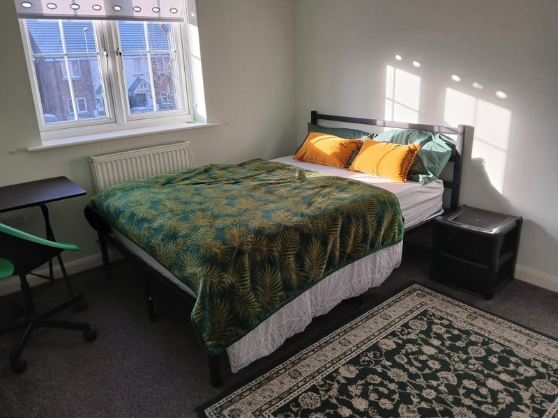Room Sam Derry Close in Newark and Sherwood