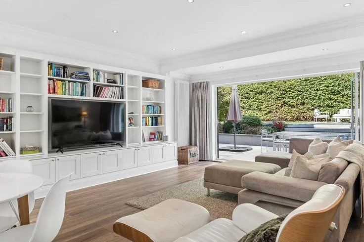 House South Park in Gerrards Cross