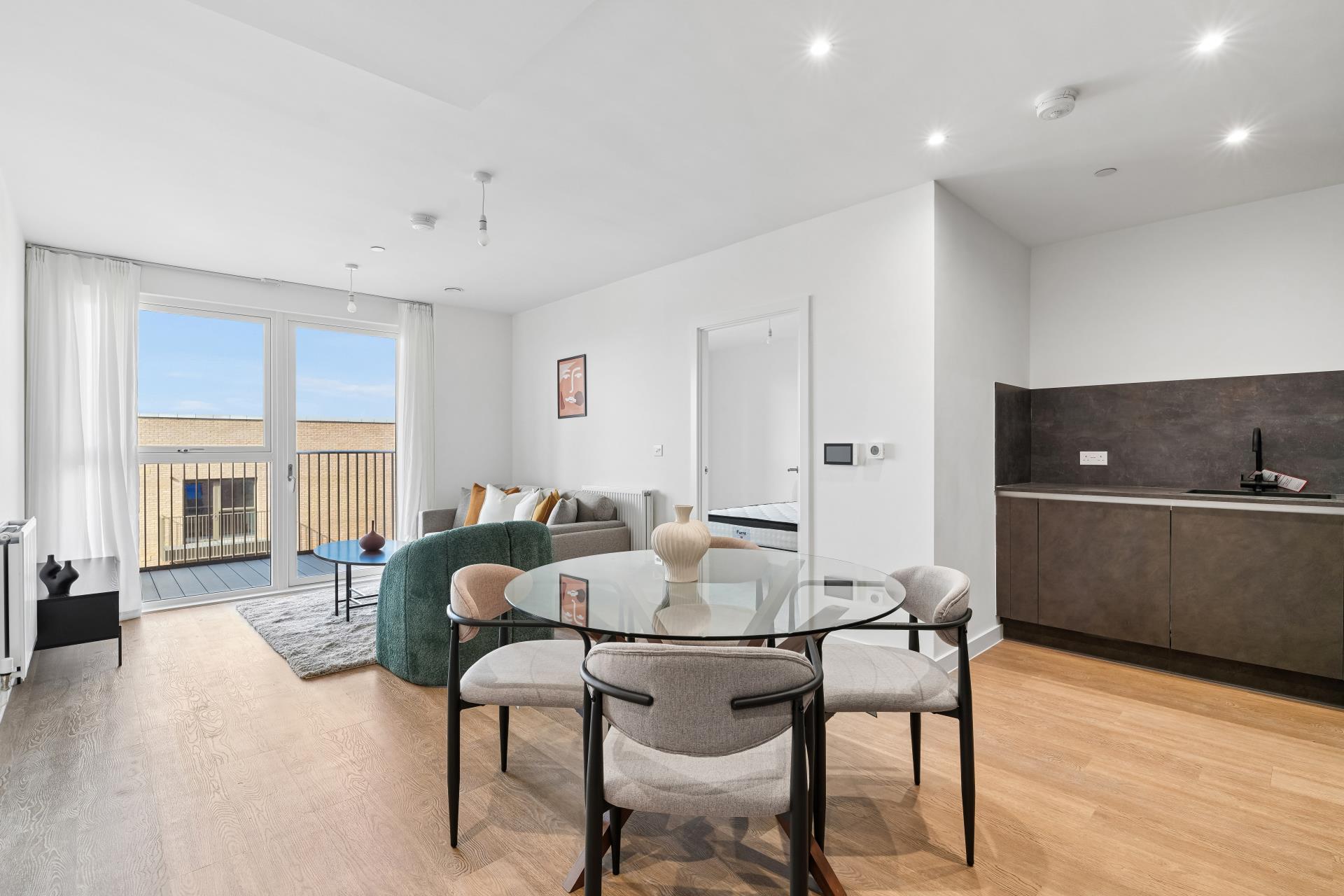 Flat Marsh Drive in Greater London