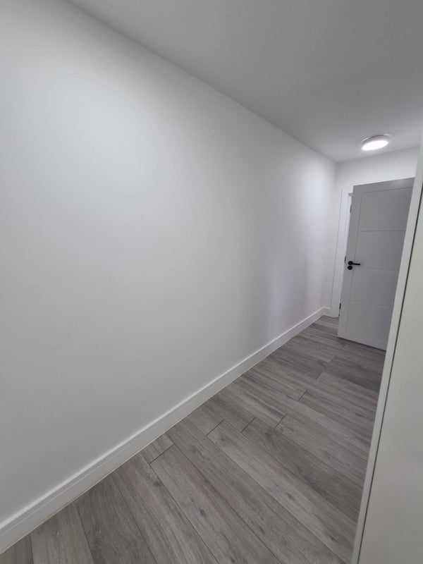 Flat Acre Lane in Greater London