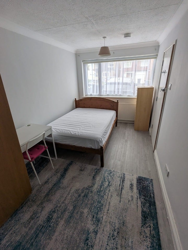 Room Berkeley Close in Hertsmere